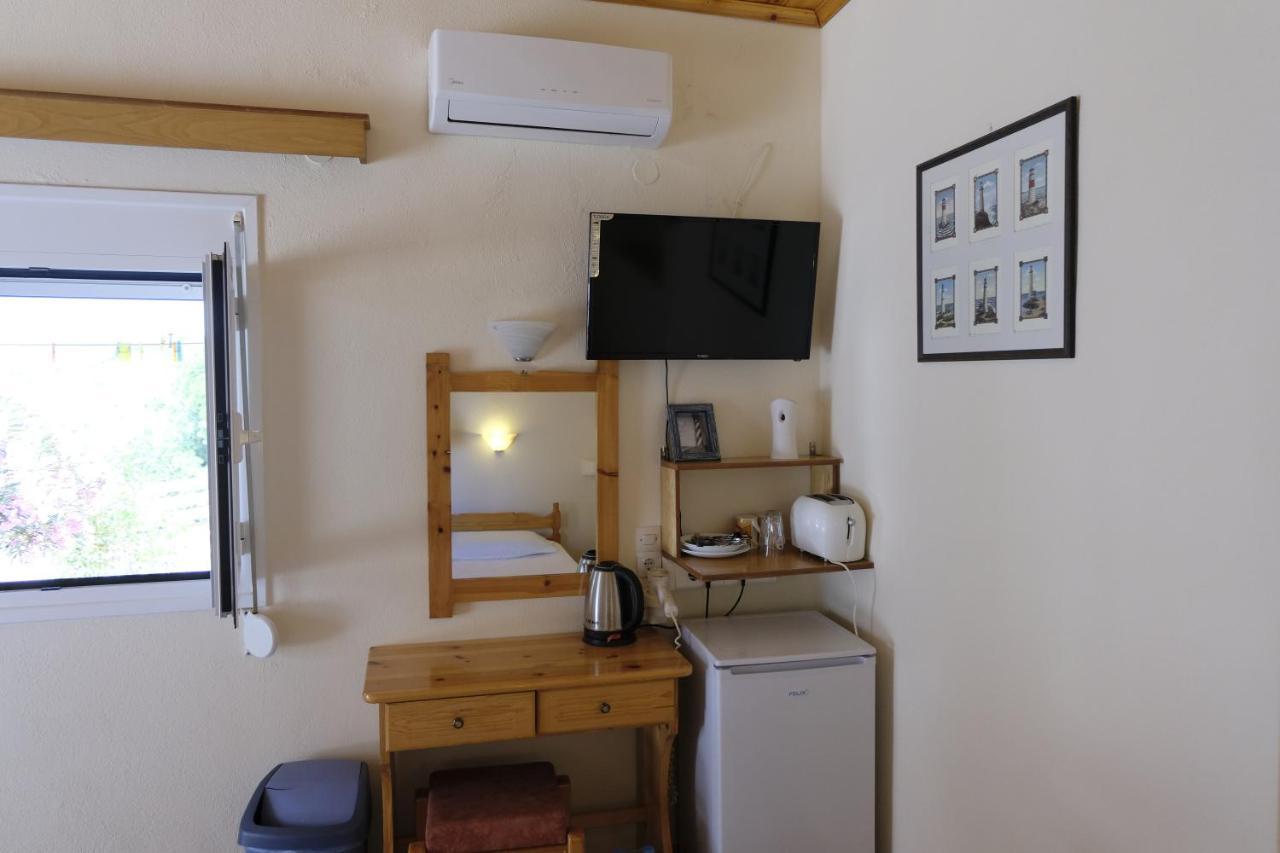 Taxiarchis Apartments 斯基亚索斯镇 外观 照片