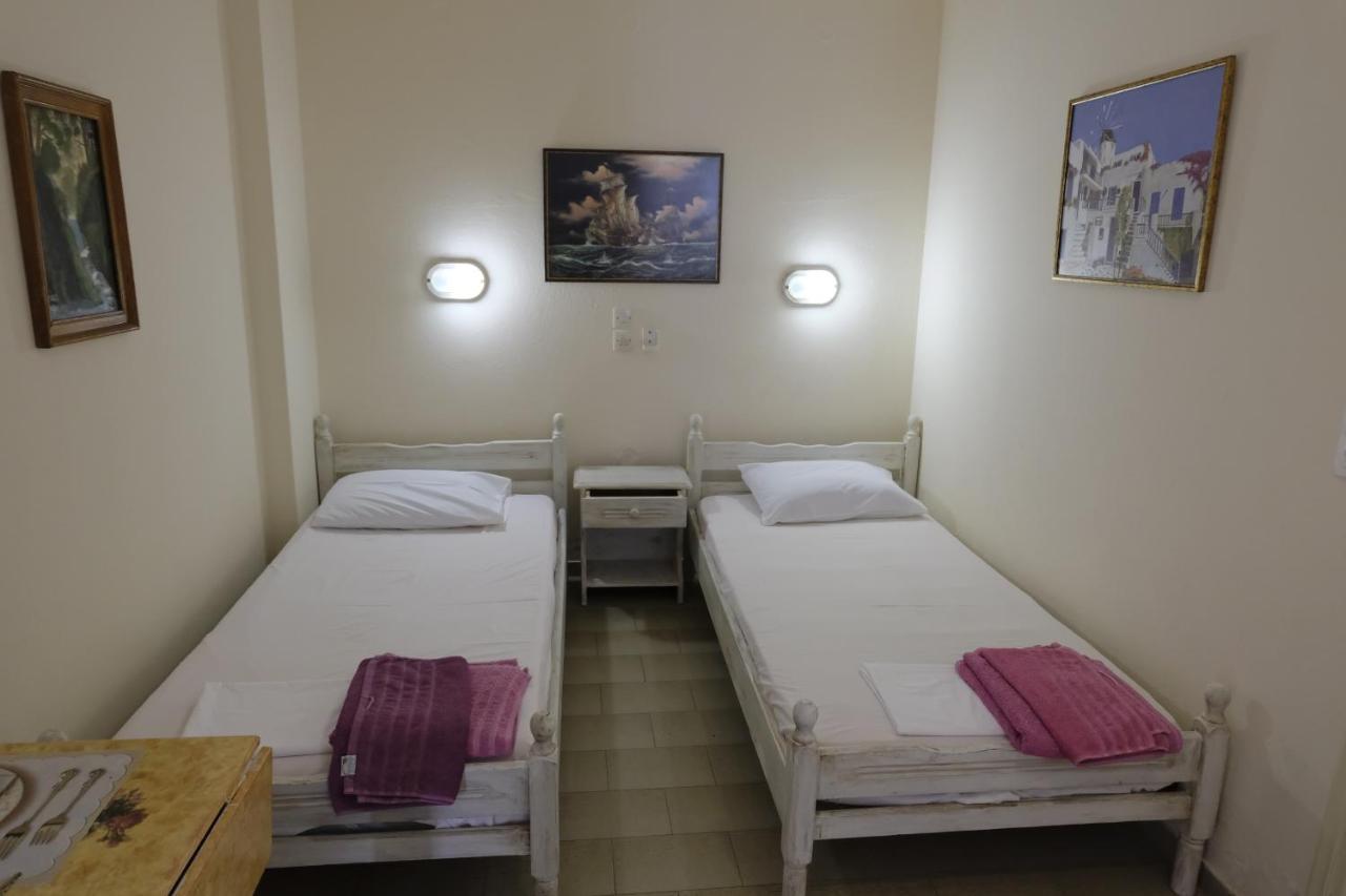 Taxiarchis Apartments 斯基亚索斯镇 外观 照片